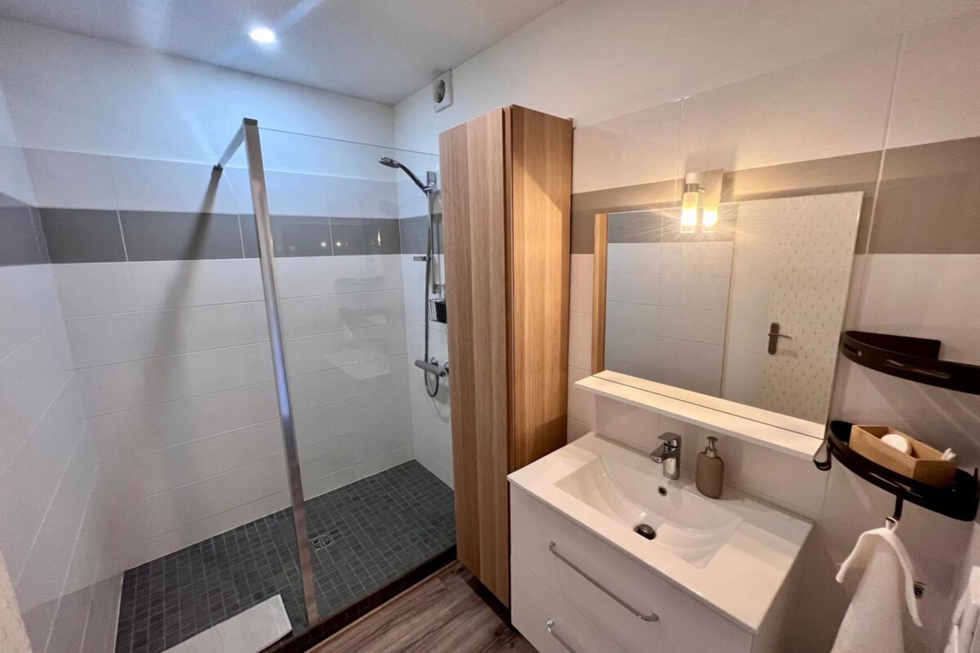 Casa Bert - T2 Avec Parking&Balcon En Centre Ville Μπριβ-λα-Γκαγιάρντ Εξωτερικό φωτογραφία
